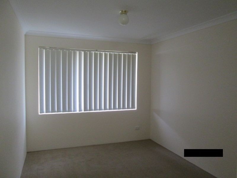 18 Kinsale Bend, Port Kennedy WA 6172