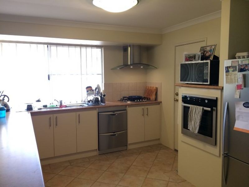 15 Zedora Loop, Port Kennedy WA 6172