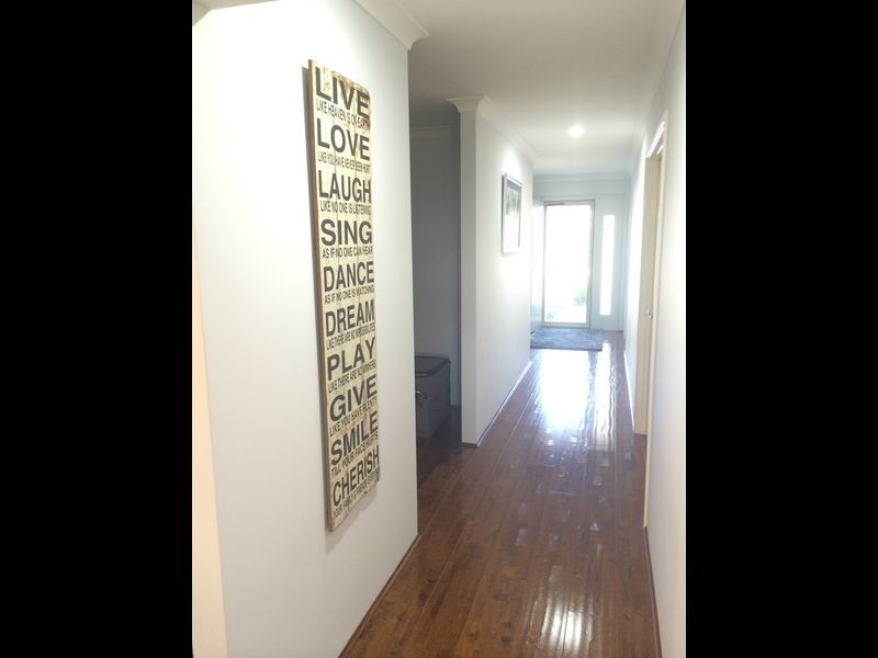 12 Lagoon Pass, Baldivis WA 6171