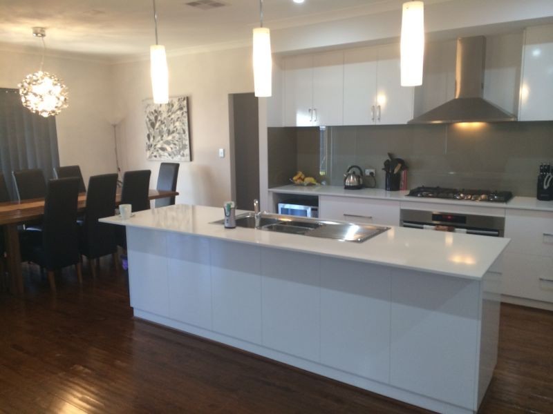 12 Lagoon Pass, Baldivis WA 6171