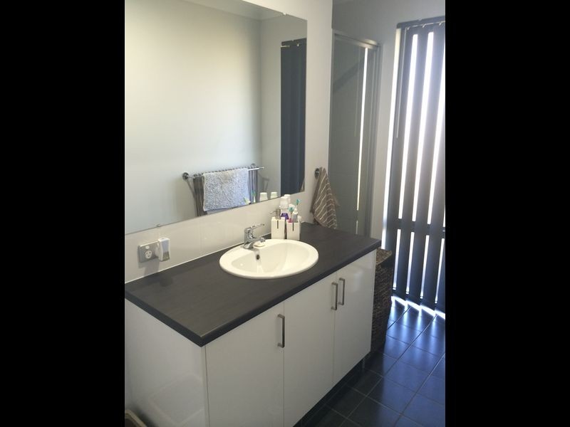 12 Lagoon Pass, Baldivis WA 6171