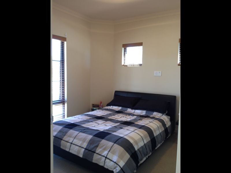 5A Hillman Street, Rockingham WA 6168