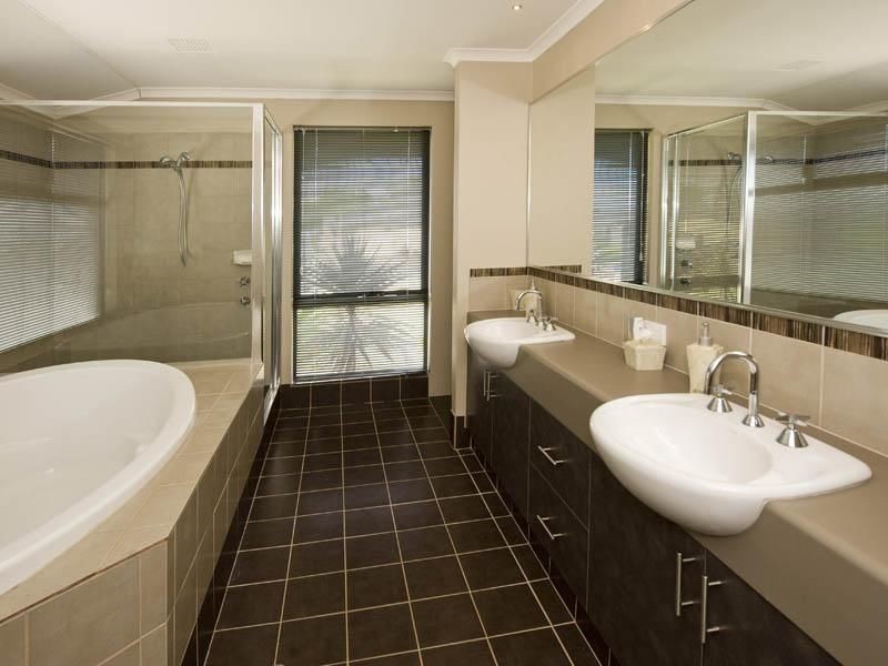 22 Claiborne Road, Secret Harbour WA 6173