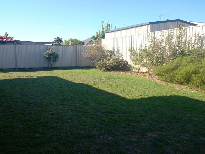 46 Forty Road, Secret Harbour WA 6173