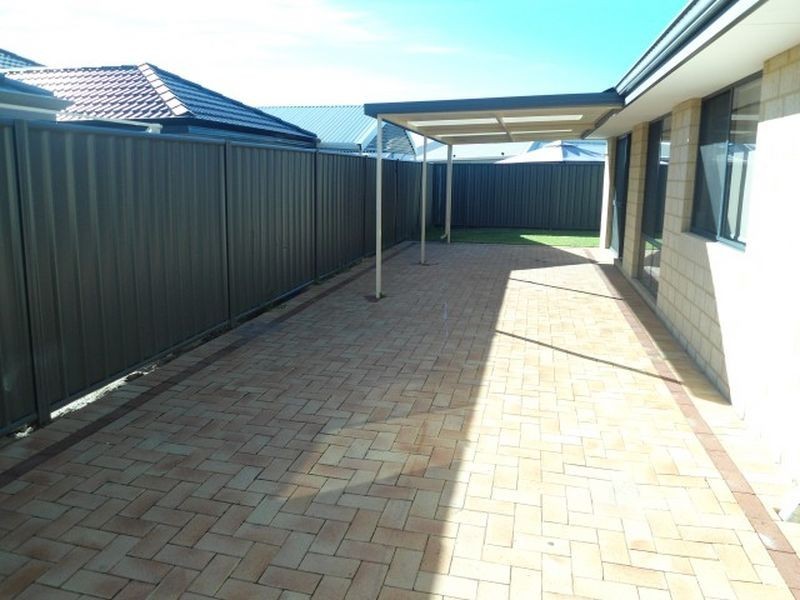 5 Cottonwood Drive, Baldivis WA 6171