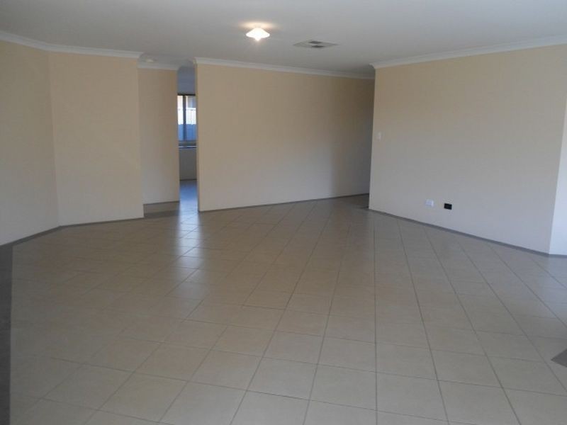 5 Cottonwood Drive, Baldivis WA 6171