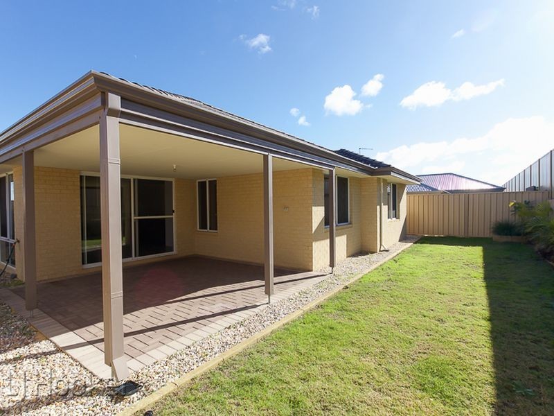 33 Maiden Way, Baldivis WA 6171