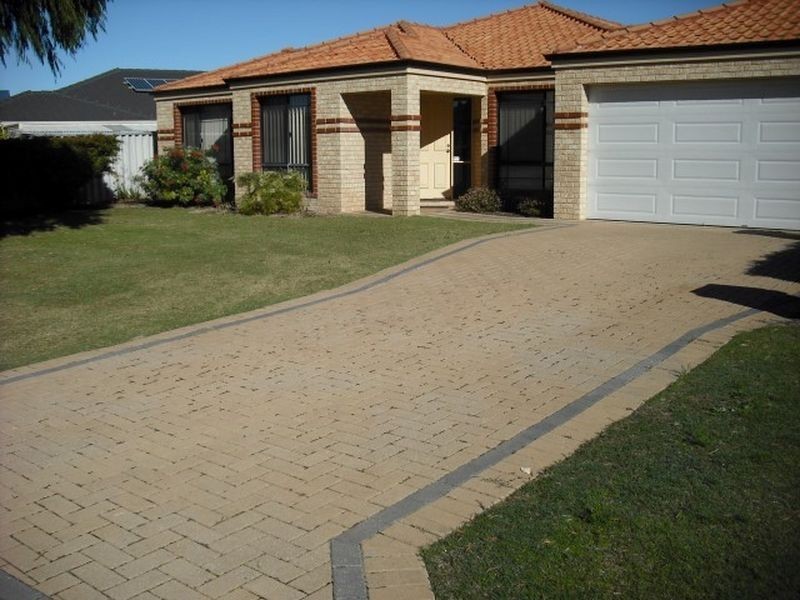 59 La Spezia Drive, Secret Harbour WA 6173