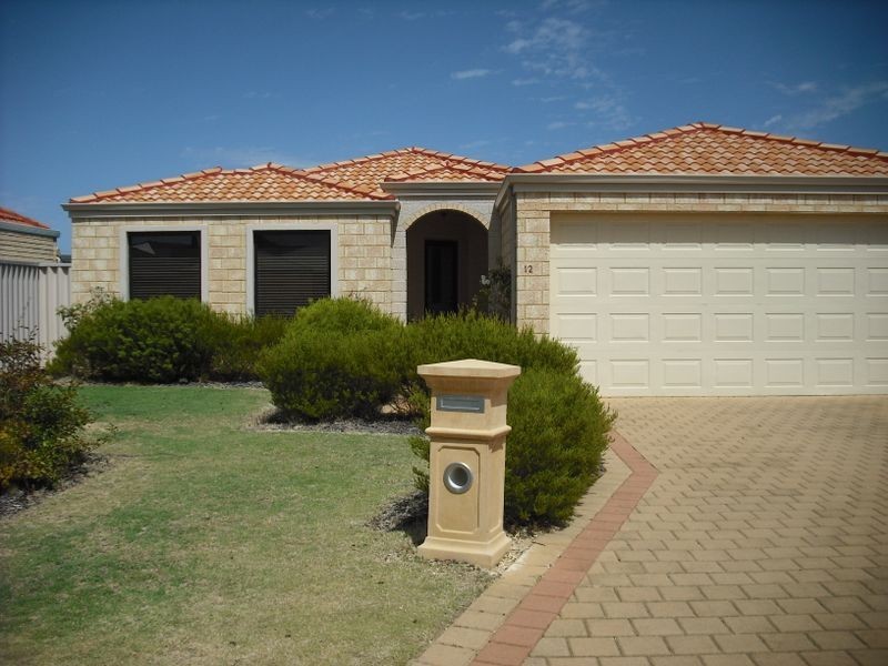 12 Fremont Crescent, Secret Harbour WA 6173