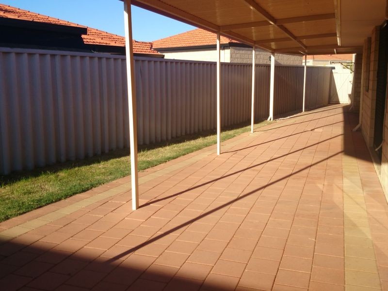 12 Fremont Crescent, Secret Harbour WA 6173