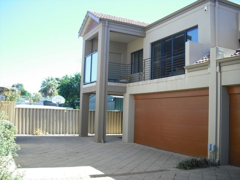 4/34 Lewington Street, Rockingham WA 6168