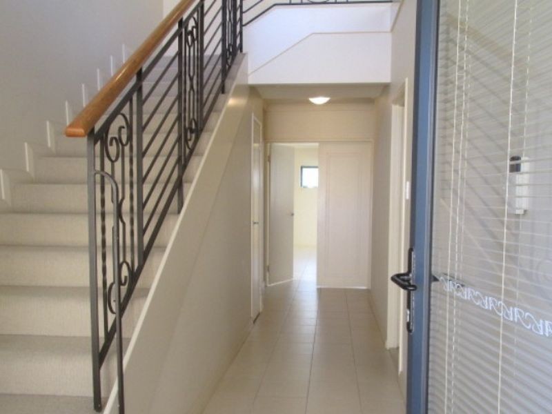 4/34 Lewington Street, Rockingham WA 6168