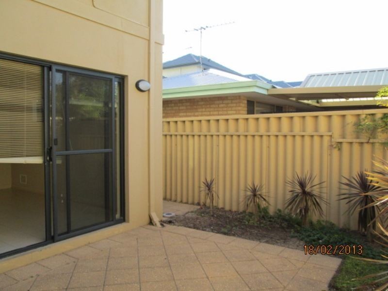 4/34 Lewington Street, Rockingham WA 6168