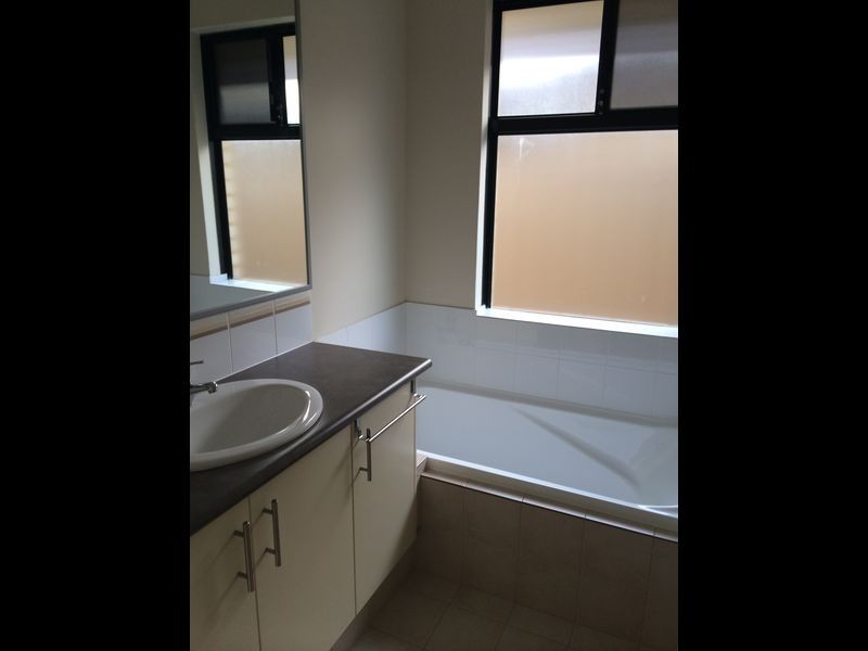 42 Baroness Road, Baldivis WA 6171