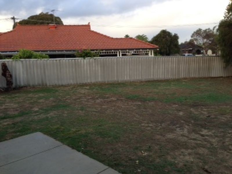 13 Andros Road, Safety Bay WA 6169