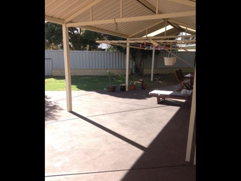 10B Baltic Mews, Waikiki WA 6169