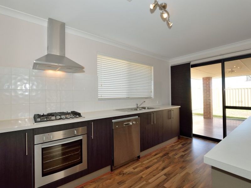 27 Borough Road, Baldivis WA 6171