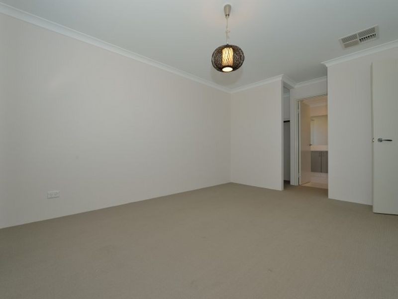 27 Borough Road, Baldivis WA 6171