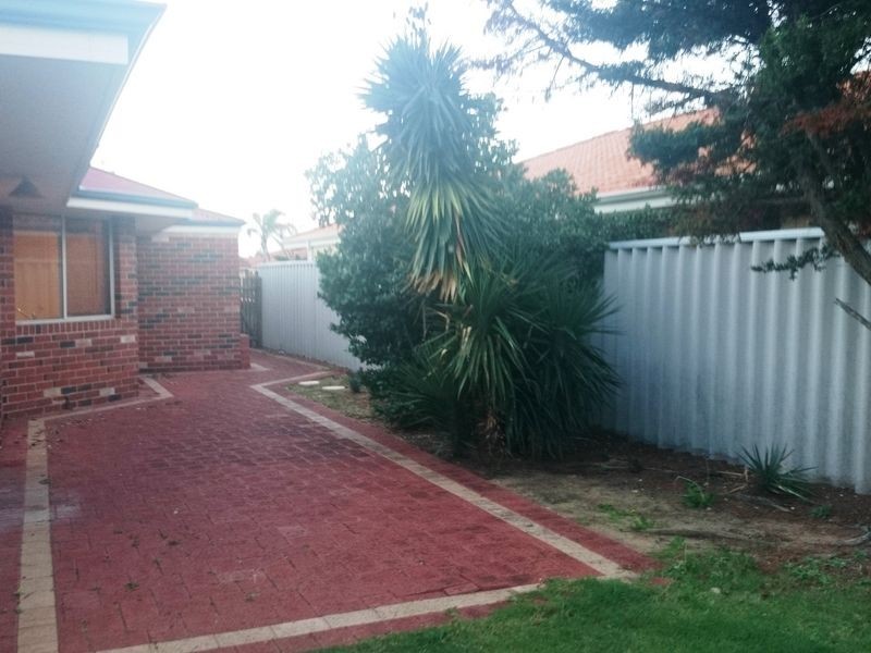 75 Chelmsford Avenue, Port Kennedy WA 6172