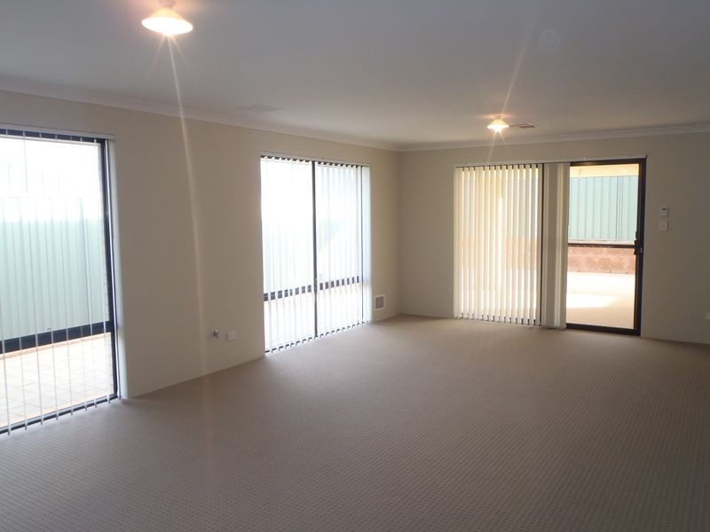 13 Searchers Crescent, Baldivis WA 6171