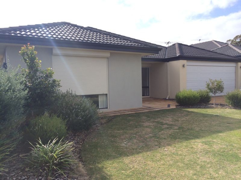 12 Searchers Crescent, Baldivis WA 6171