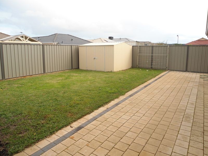 6 Renmark Court, Baldivis WA 6171