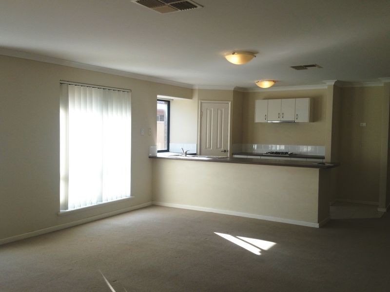 29 Lucky Bay Road, Secret Harbour WA 6173