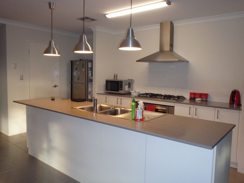 37 Wanderer Parkway, Baldivis WA 6171