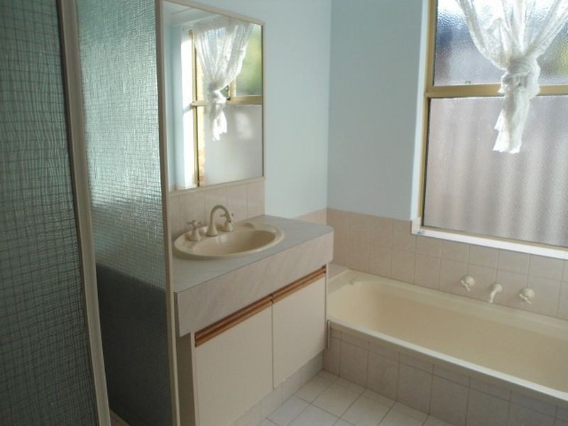 70 La Spezia Drive, Secret Harbour WA 6173