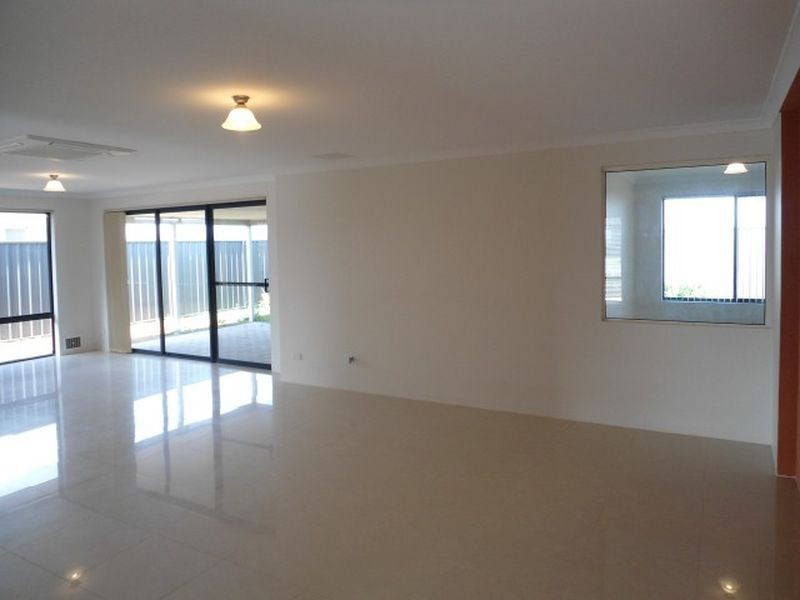 9 Songlark Court, Baldivis WA 6171