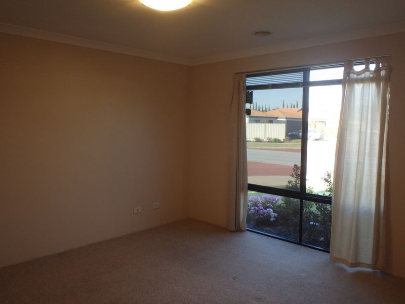 79 Forty Road, Secret Harbour WA 6173