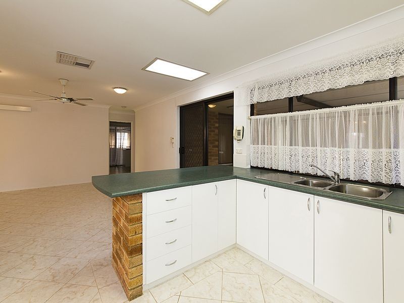 7 Mariner Place, Cooloongup WA 6168