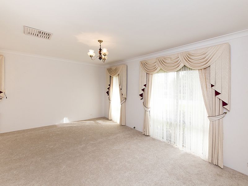 7 Mariner Place, Cooloongup WA 6168