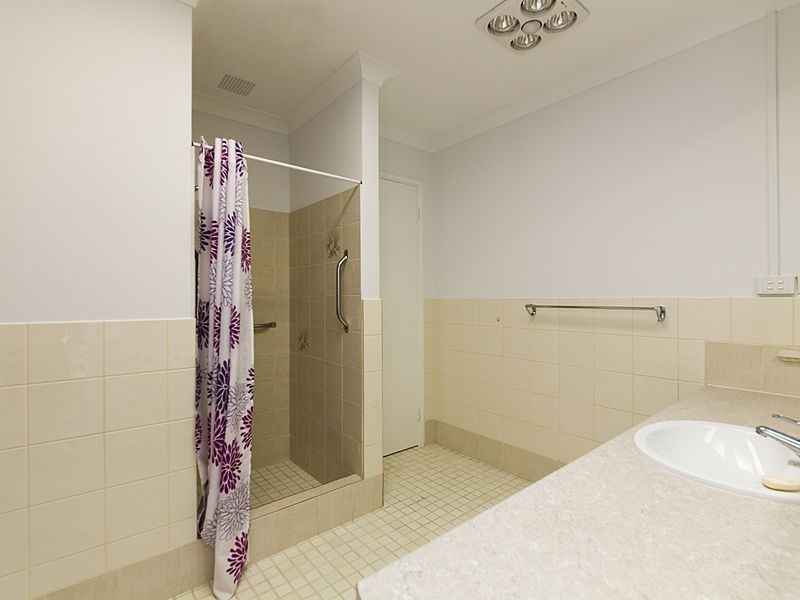 7 Mariner Place, Cooloongup WA 6168