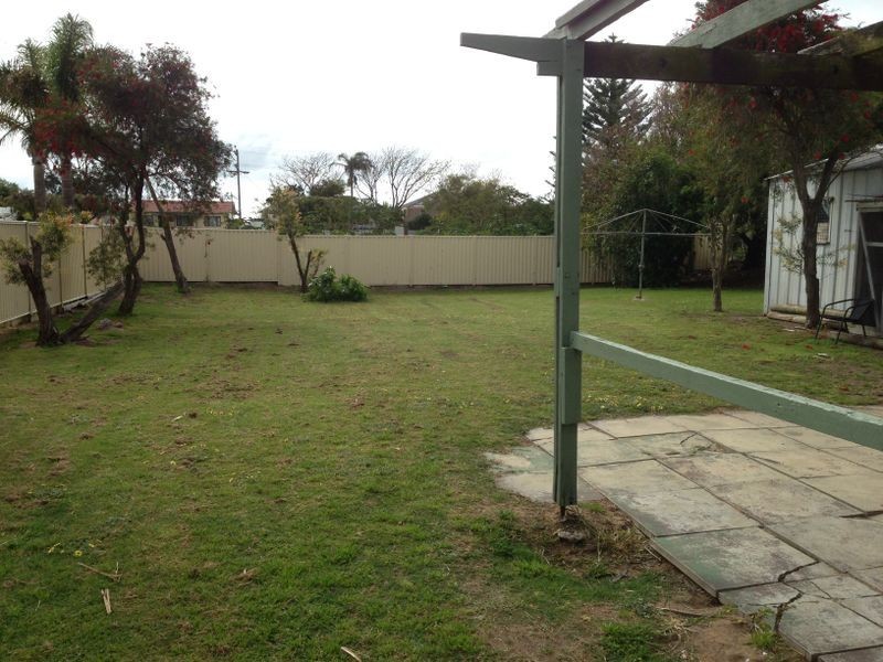 98 Lewington Street, Rockingham WA 6168