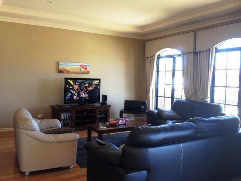 5A Hillman Street, Rockingham WA 6168