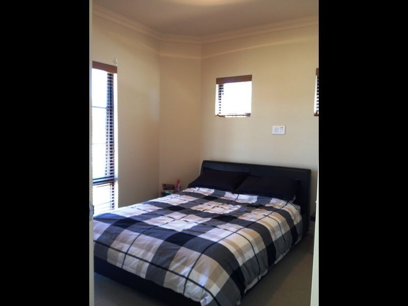 5A Hillman Street, Rockingham WA 6168