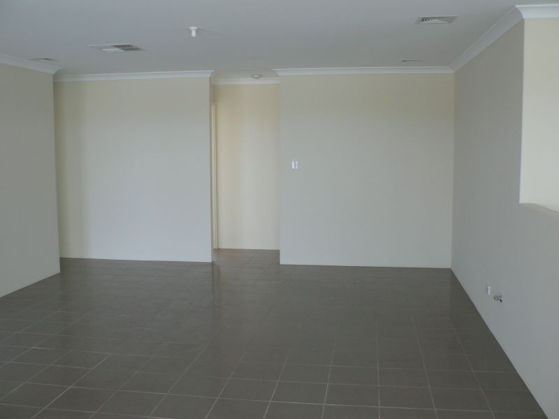 17 Waterview Way, Singleton WA 6175