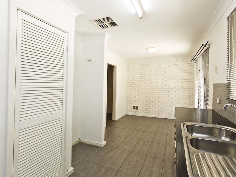 7 Rydal Court, Cooloongup WA 6168