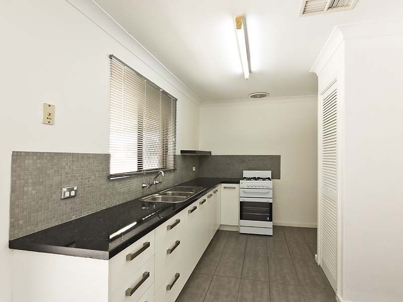 7 Rydal Court, Cooloongup WA 6168