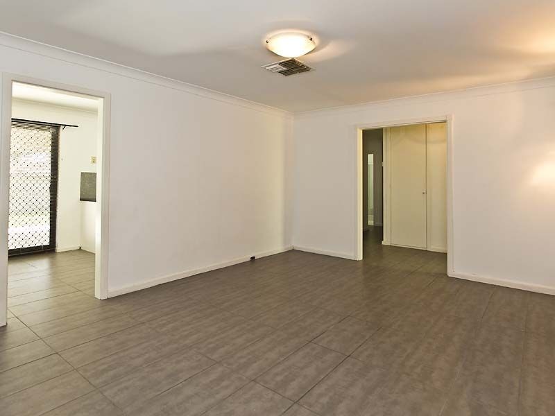 7 Rydal Court, Cooloongup WA 6168