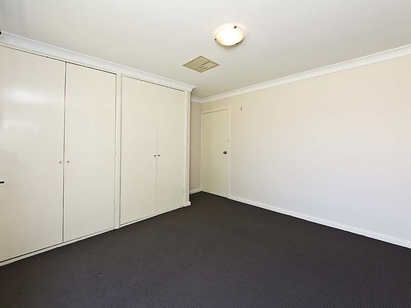 7 Rydal Court, Cooloongup WA 6168