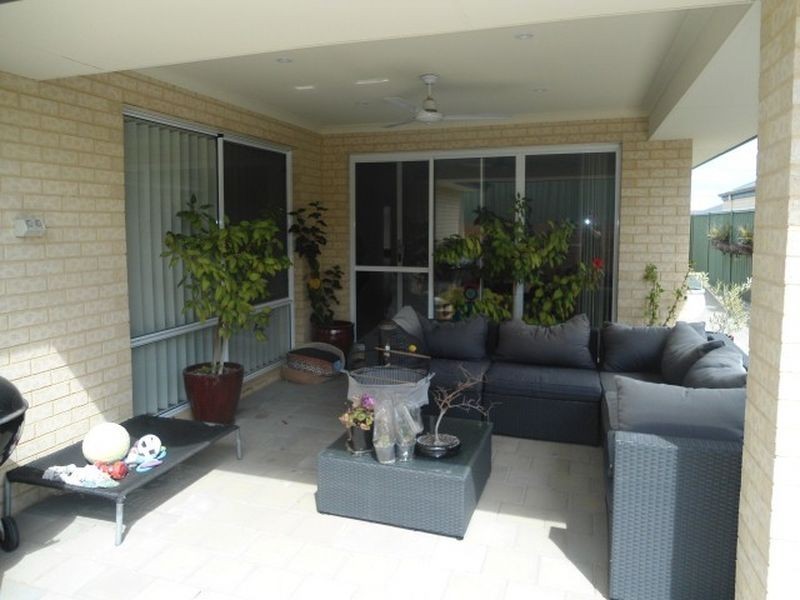 11 Zenith Turn, Baldivis WA 6171
