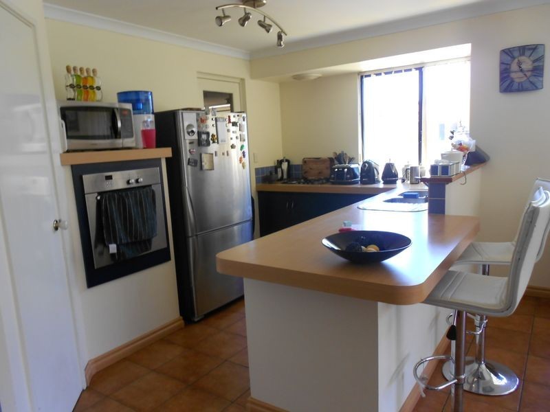 2 Alicante Mews, Secret Harbour WA 6173