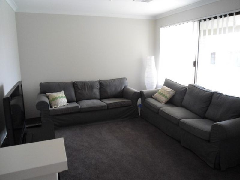 16 Westcliff Street, Wellard WA 6170