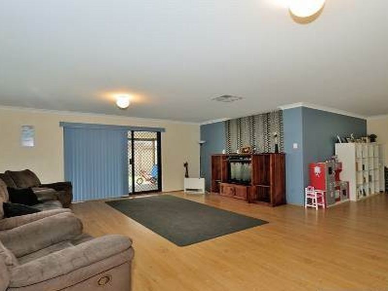 21 Yelbeni Loop, Baldivis WA 6171