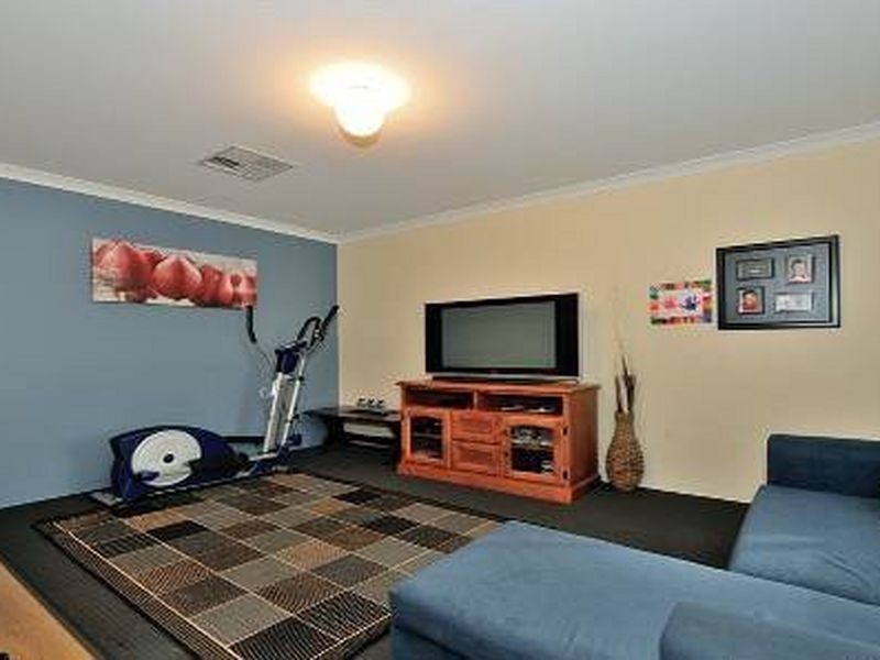21 Yelbeni Loop, Baldivis WA 6171