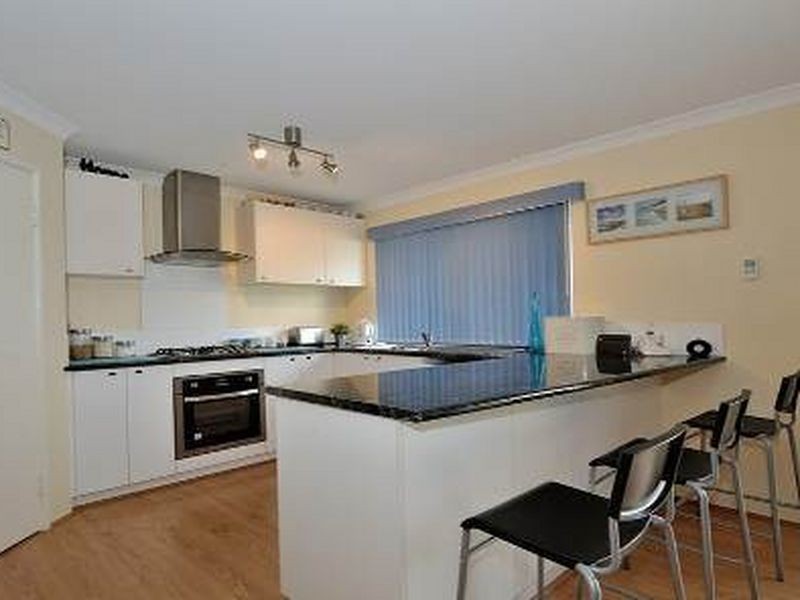 21 Yelbeni Loop, Baldivis WA 6171