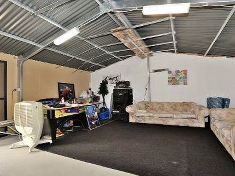 21 Yelbeni Loop, Baldivis WA 6171