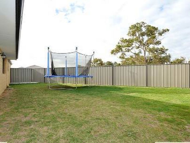 21 Yelbeni Loop, Baldivis WA 6171